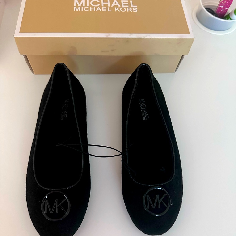 Brand New Girls MK flats